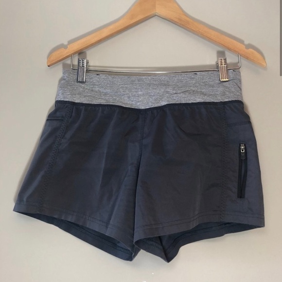 Lululemon All Sport Short - Coal / Coal Wee Stripe - Picture 4 of 7